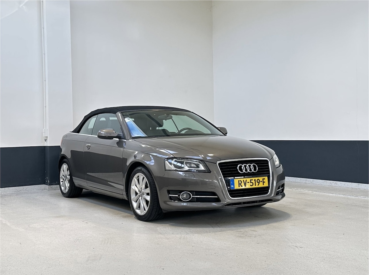 Audi A3 Cabriolet - 1.2 TFSI Attraction Pro Line Business | Apple Carplay/ Android Auto | Lederen bekleding | - AutoWereld.nl