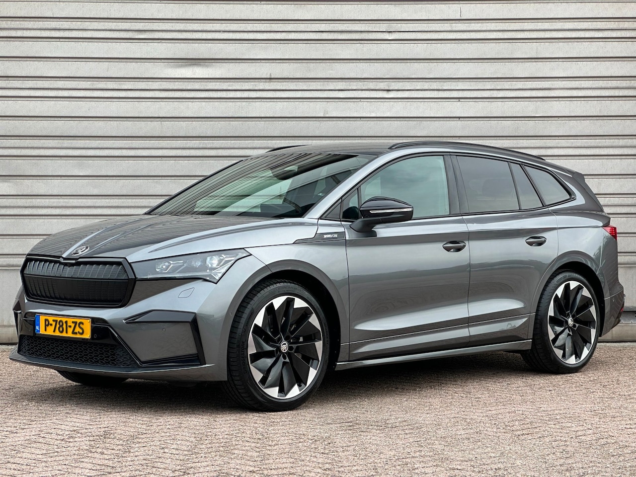 Skoda Enyaq iV - 80 Sportline|SOH 96,8%|Trekhaak|Keyless|Camera|Stoelverwarming|ACC - AutoWereld.nl