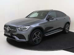 Mercedes-Benz GLC-klasse Coupé - 300e 4MATIC Business Solution AMG / Panorama-dak / Burmester / Night-Pakket / 360Graden-Ca