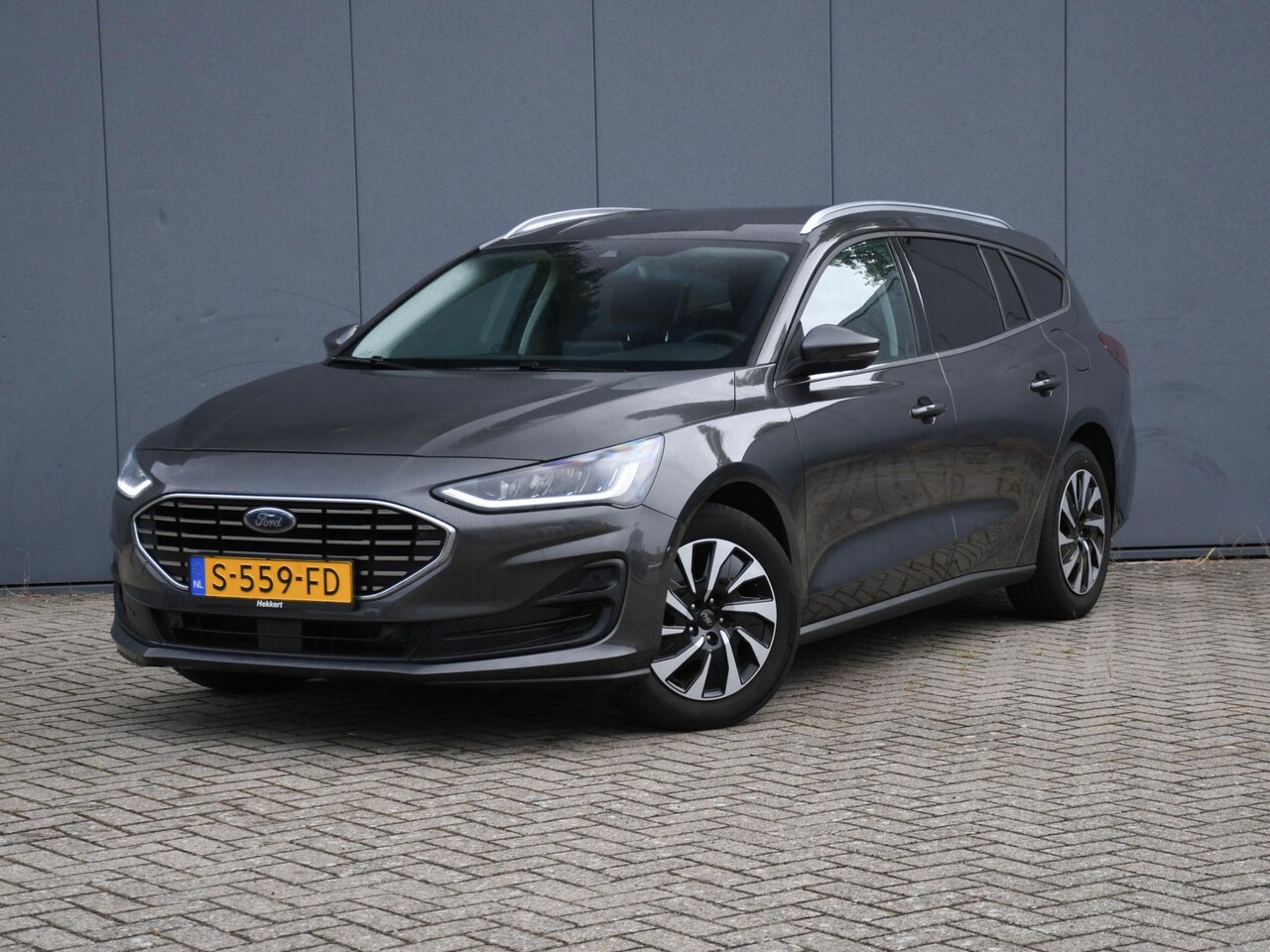 Ford Focus Wagon - Titanium 1.0 EcoBoost Hybrid 125pk KEYLESS ENTRY | CAMERA | LANE KEEPING SYSTEM | WINTER P - AutoWereld.nl