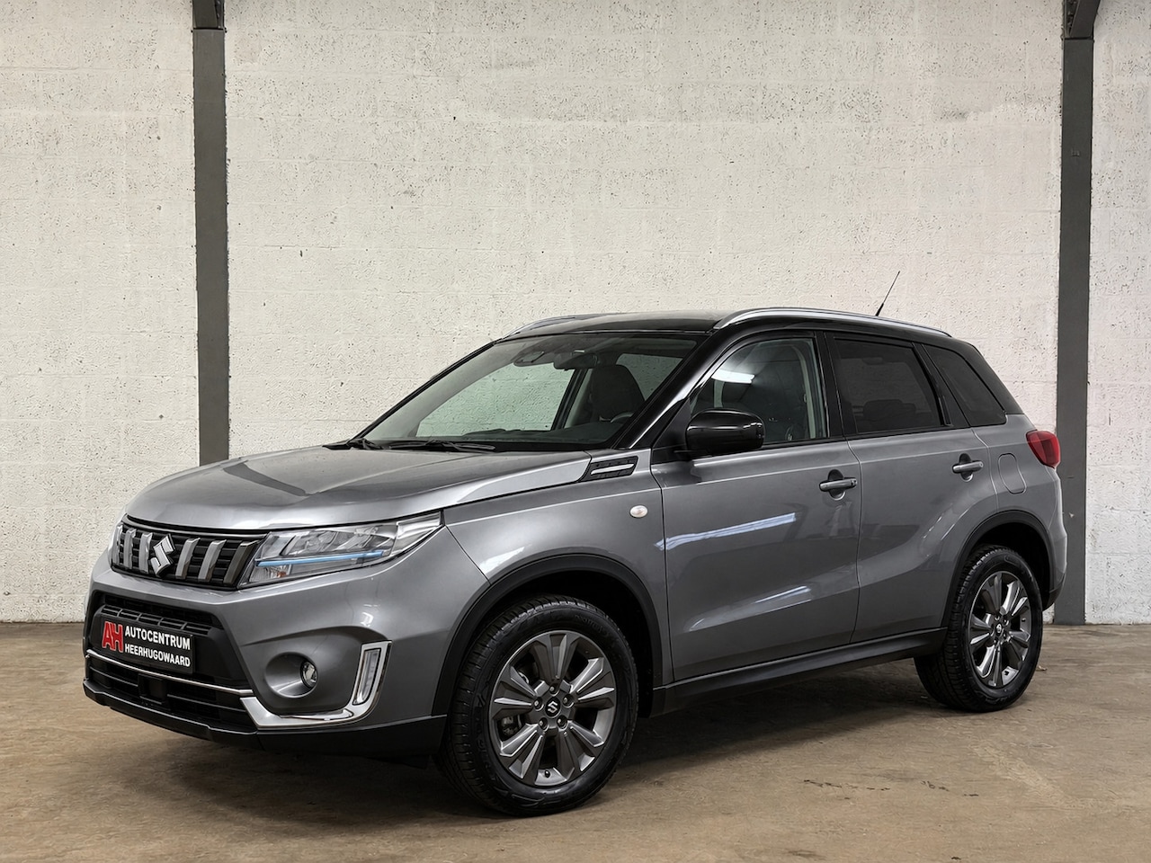 Suzuki Vitara - 1.4 Boosterjet Smart Hybrid AUT|Navi|Camera|Carplay|Dealer Onderhouden !! - AutoWereld.nl