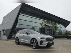 Volvo XC60 - 2.0 T8 455pk Plus Black edition Panoramadak *BTW* Styling pack 22" LMV Harman/Kardon Bomvo