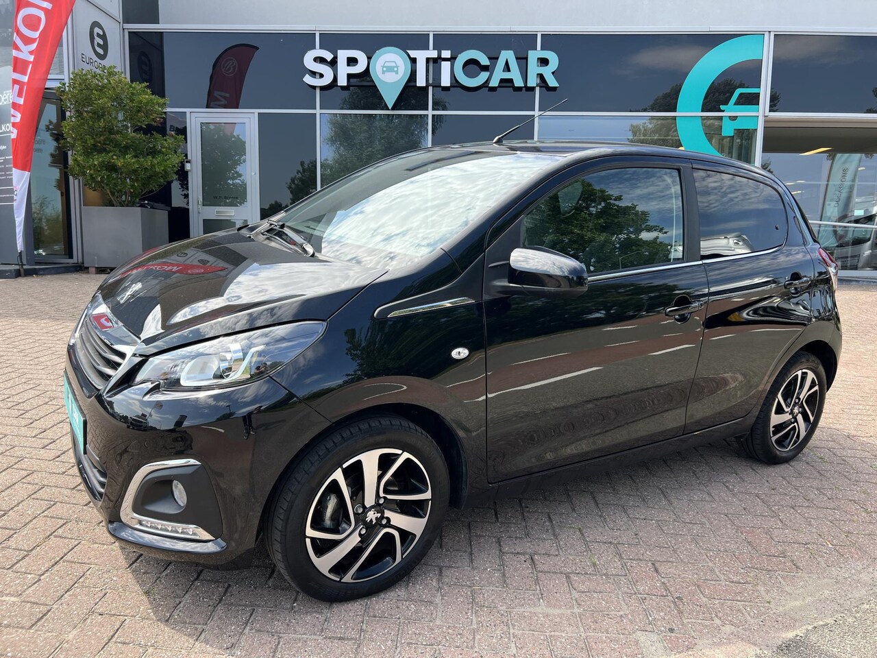 Peugeot 108 - 1.0 e-VTi 72pk Allure 5 deurs | Navigatie via Apple Carplay of Android Auto - AutoWereld.nl