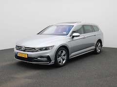 Volkswagen Passat Variant - 1.5 TSI R-Line Business + | Automaat | Apple Carplay / Android Auto | Panoramadak | Achter