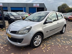 Renault Clio - 1.2-16V Team Spirit. Airco N.A.P
