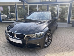 BMW 3-serie Touring - 318i M Sport Corporate Lease M sport / Stoelverwarming / zonneruiten / 18''