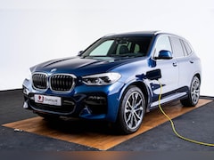 BMW X3 - xDrive30e High Executive M Sport - Trekhaak - Panoramadak - Driving/Parking assistant plus