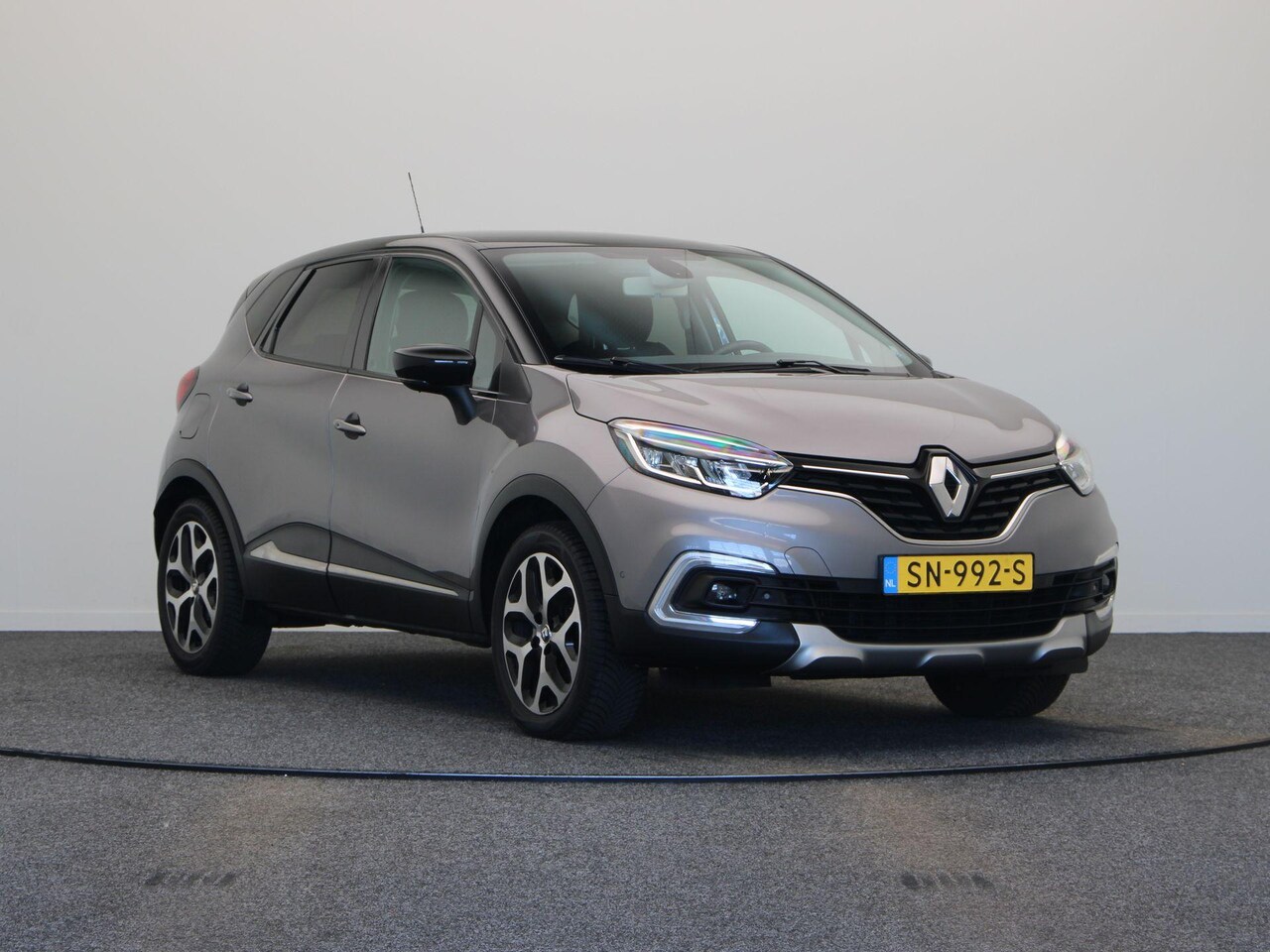 Renault Captur - 0.9 TCe Intens | Trekhaak | Cruise control | 1ste Eigenaar | - AutoWereld.nl