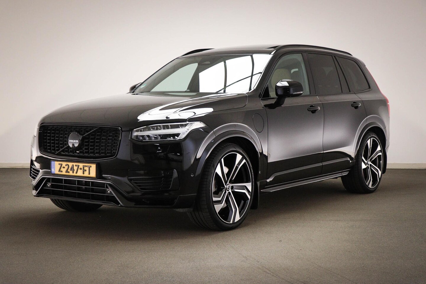 Volvo XC90 - 2.0 T8 Recharge AWD Ultimate Dark | SOH 92% | LUCHTVERING | BOWER & WILKINS | 360 CAMERA | - AutoWereld.nl