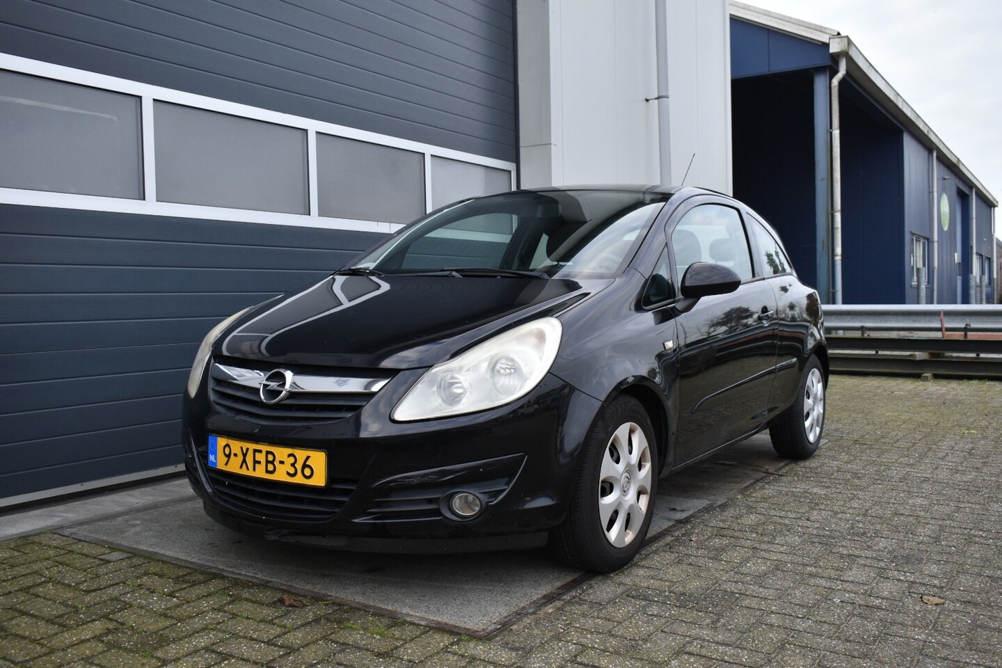 Opel Corsa - 1.0-12V Essentia 1.0-12V Essentia - AutoWereld.nl