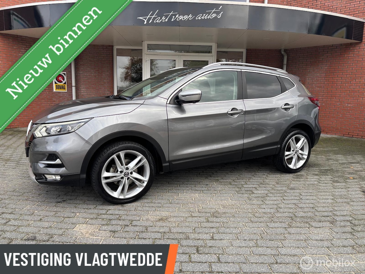 Nissan Qashqai - 1.3 DIG-T N-Motion | Panoramadak | 360° Camera | Weinig KM! | - AutoWereld.nl