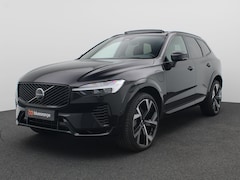 Volvo XC60 - 2.0 T6 Plug-in hybrid AWD Plus Dark 350PK Aut. Panoramadak, Trekhaak, Luchtvering, 22" LM