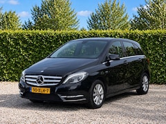 Mercedes-Benz B-klasse - 180 LED/Ambientverl./Trekhaak/Carplay