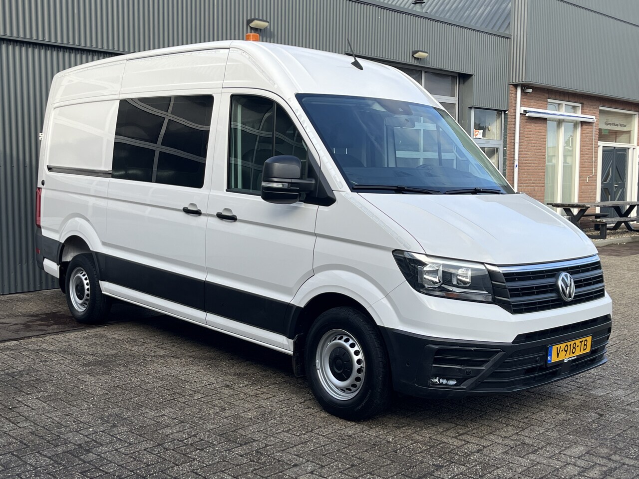 Volkswagen Crafter - 35 2.0 TDI L3H3/L2H2 Werkplaatsinrichting Kastinrichting Servicewagen Omvormer Standkachel - AutoWereld.nl