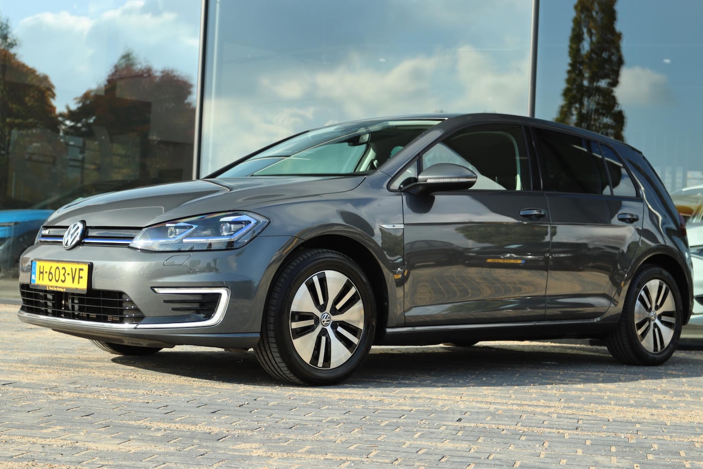 Volkswagen e-Golf - E-DITION | SOH 91% | VIRT. COCKPIT | CAMERA | WARMTEPOMP | ORIG. NL - AutoWereld.nl