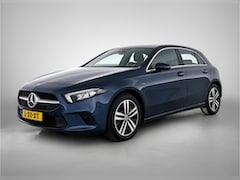 Mercedes-Benz A-klasse - 250 e Business Solution Luxury Limited | Ledverlichting | Stoelverwarming voor | Sfeerverl