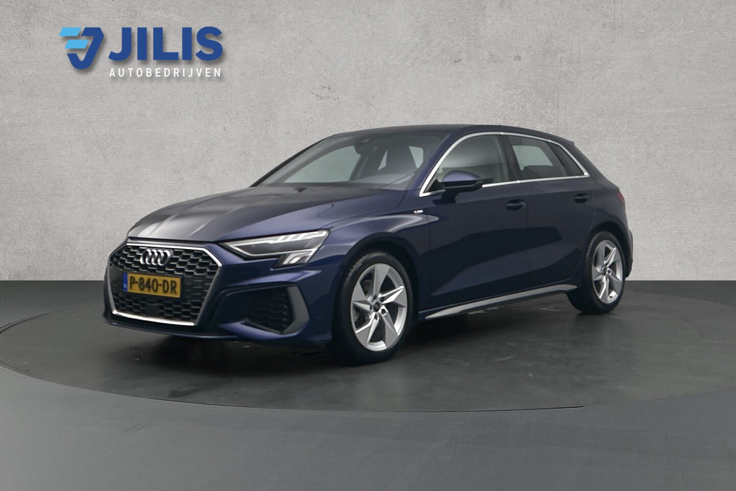 Audi A3 Sportback - 30 TFSI S-line | Digitaal display | Half leder | LED koplampen - AutoWereld.nl