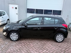 Hyundai i20 - 1.2i i-Motion nieuw type led verl