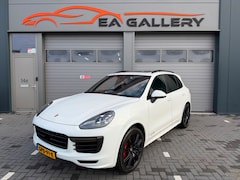 Porsche Cayenne - 3.6 GTS V6 441PK PANO LEDER CAMERA BOMVOL