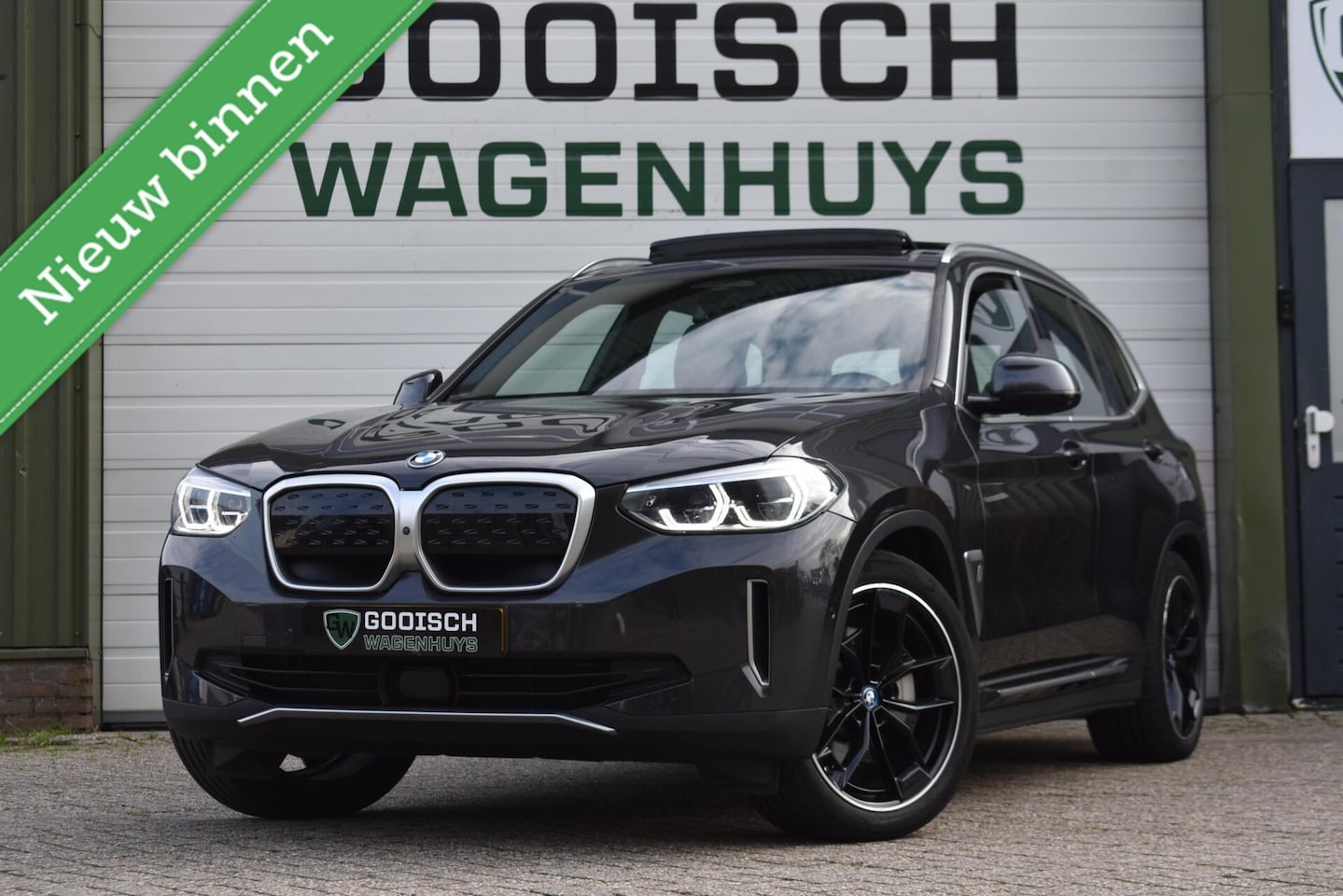 BMW iX3 - High Executive 80 kWh | Pano | Leder | 98% SOH | Head-up display | - AutoWereld.nl