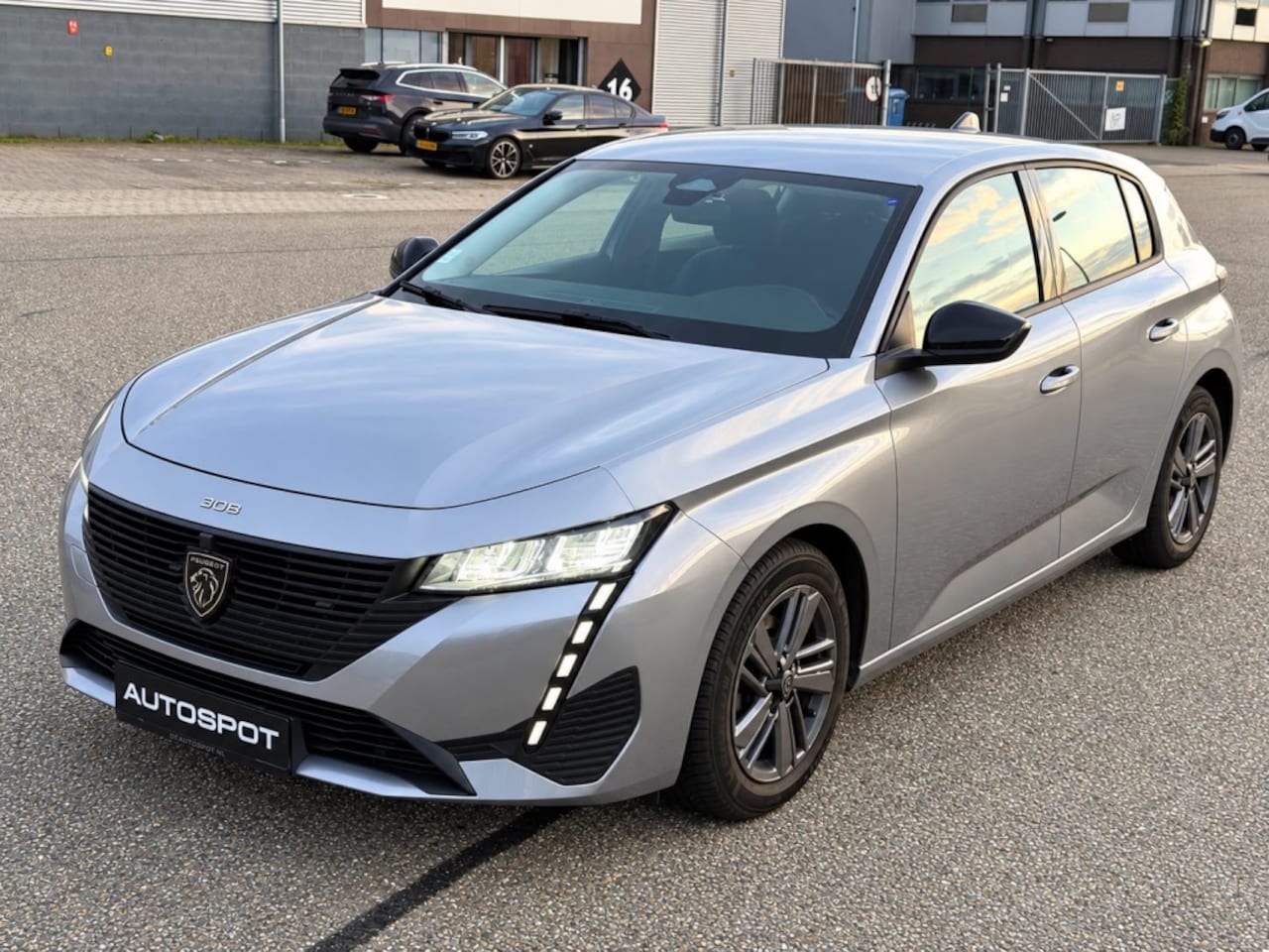 Peugeot 308 - Active Pack - AutoWereld.nl