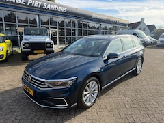 Volkswagen Passat Variant - 1.4 TSI PHEV GTE I Af. Trekhaak I Elec. Achterklep I Adap. Cruise I Alcantara/Leder
