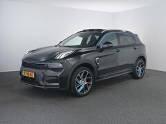 Lynk & Co 01 - 1.5 | ACC | 360 Camera | Zwarte hemel | Pano | Stoelverwarming |