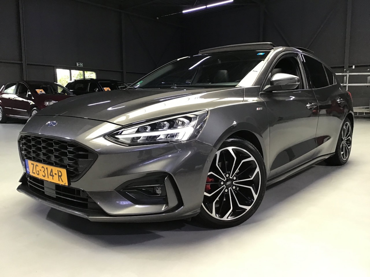 Ford Focus - 1.5 EcoBoost ST Line Busines I Panodak I 2e Eigen I 150PK I Carplay I B&O I Camera I 18inc - AutoWereld.nl
