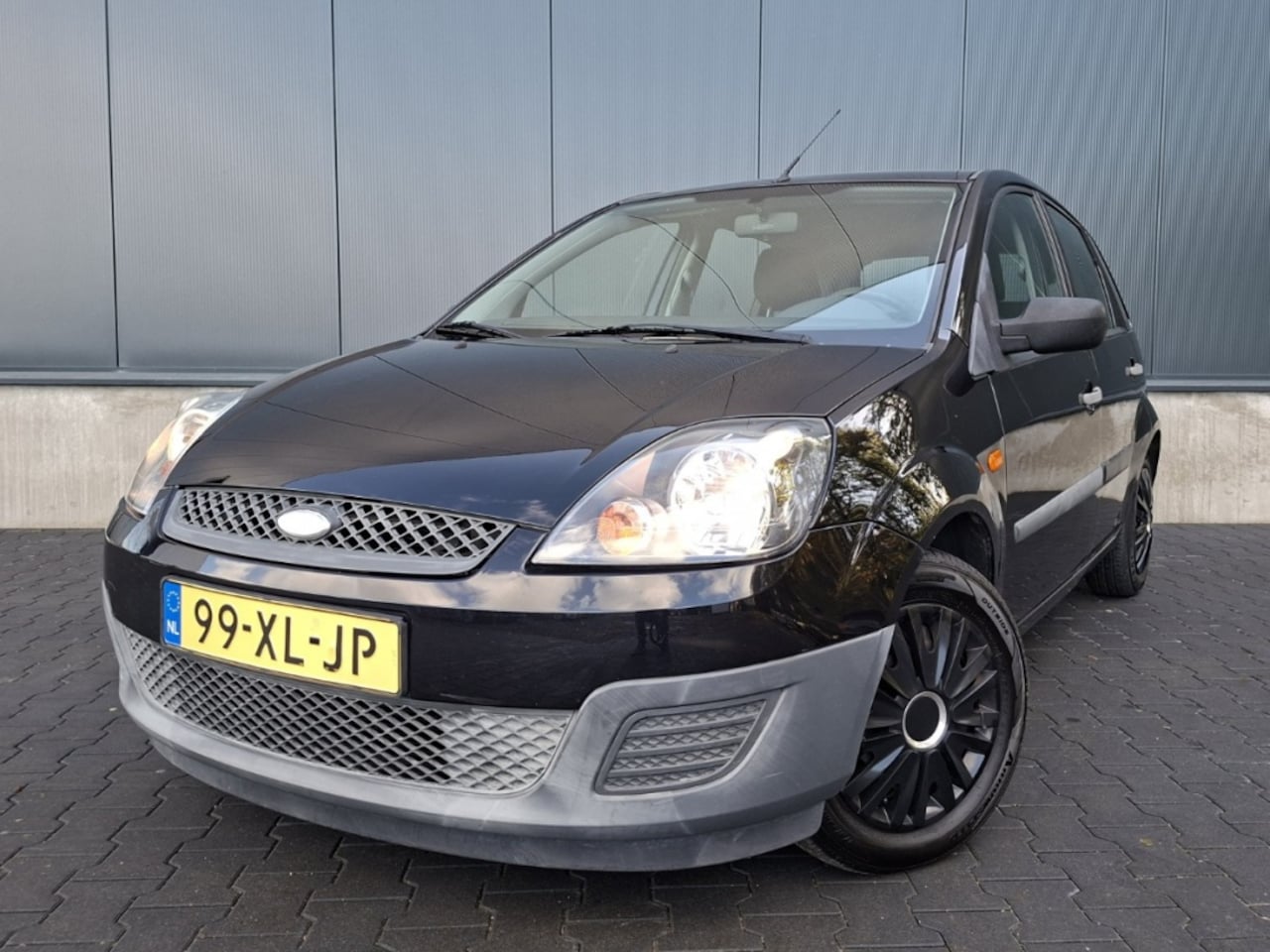 Ford Fiesta - 1.3-8V Cool & Sound | Airco | Trekhaak | 5 deurs | Goed onderhouden | NAP - AutoWereld.nl