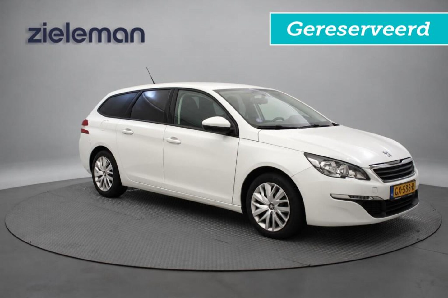 Peugeot 308 SW - 1.2 PureTech - Navi, Cruise GERESERVEERD - AutoWereld.nl