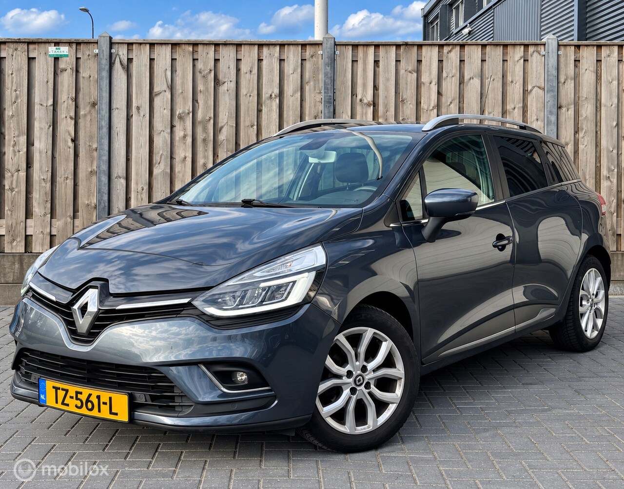 Renault Clio Estate - 0.9 TCe Intens/AIRCO/NAVI/PDC/CRUISE - AutoWereld.nl