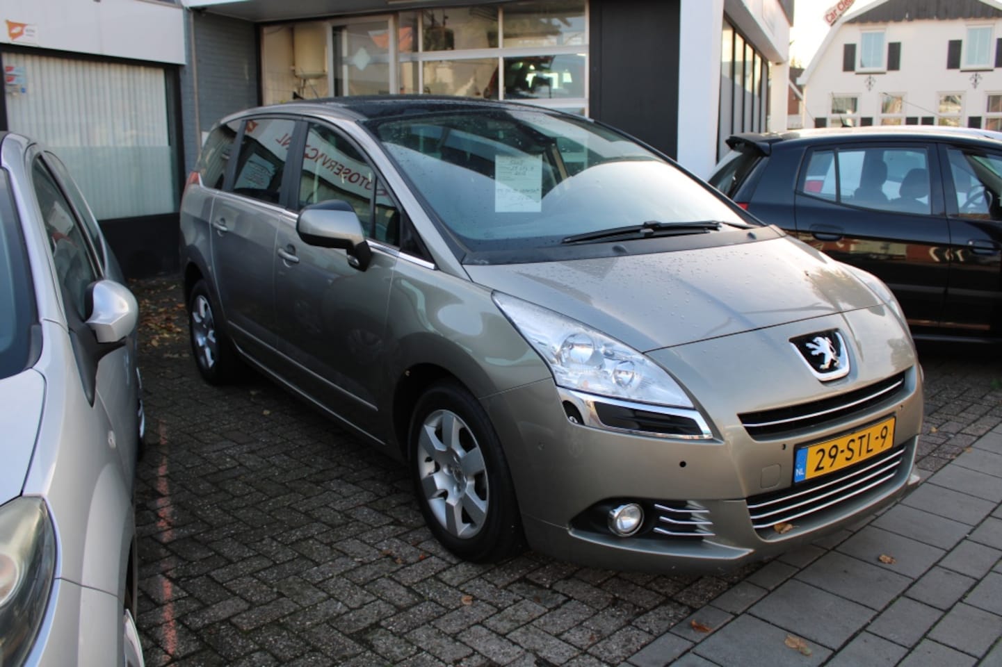 Peugeot 5008 - 1.6 VTi B. Lease 5p. - AutoWereld.nl