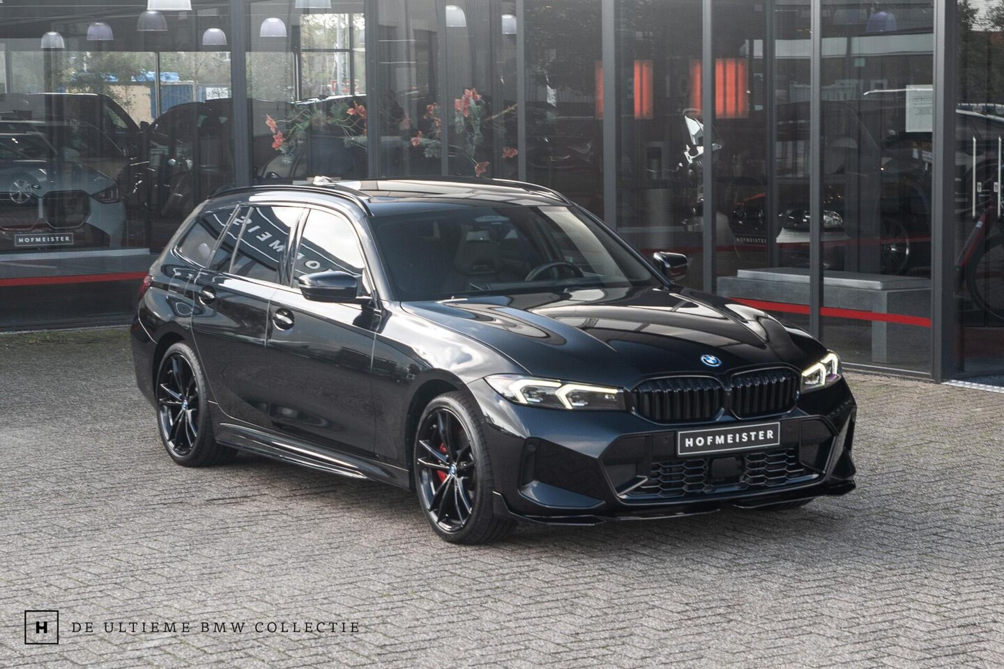 BMW 3-serie Touring - 330e xDrive M-Sport Pro | M-Stoelen | Pano | HUD - AutoWereld.nl