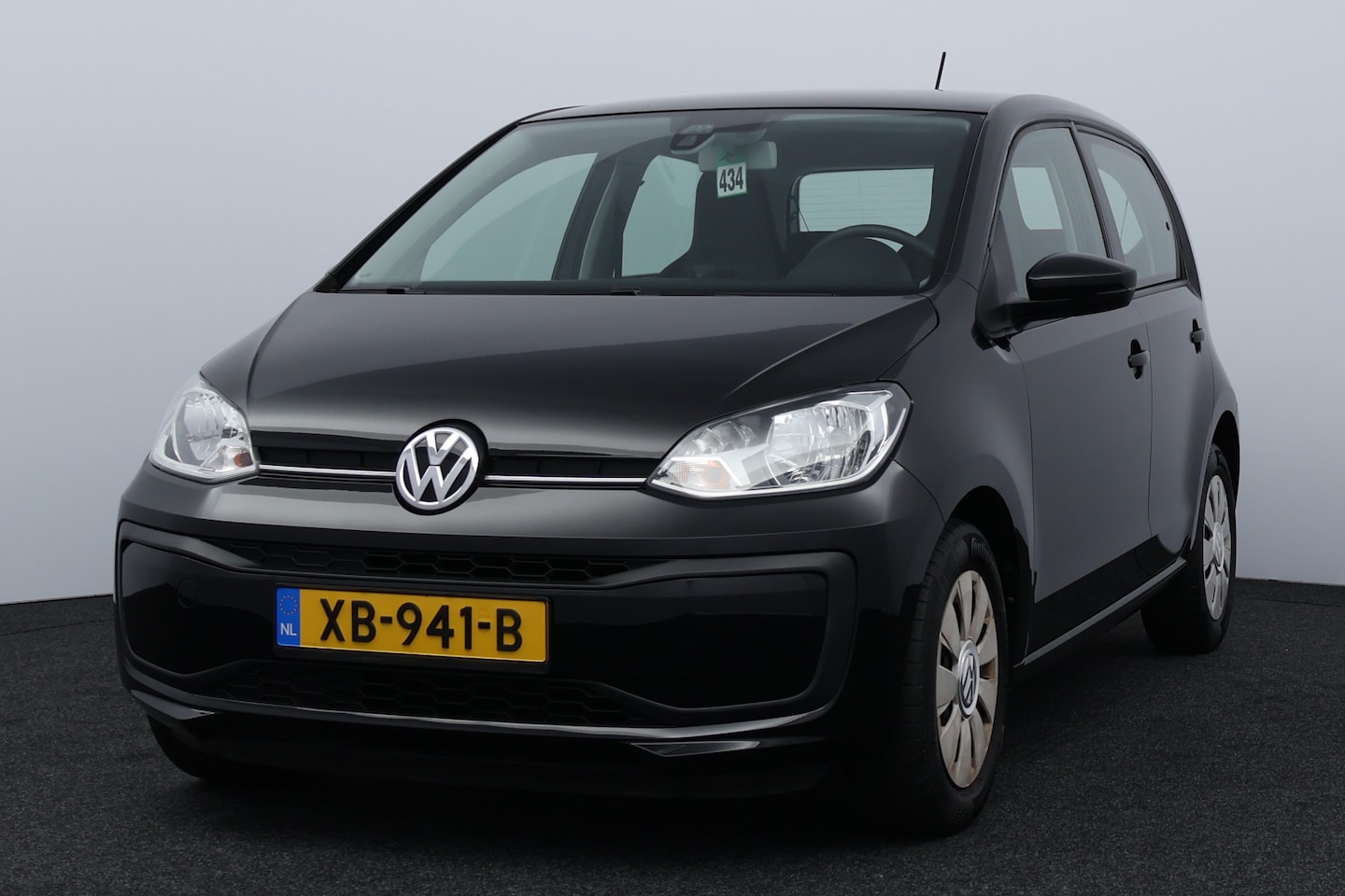 Volkswagen Up! - 1.0 BMT move up!/ Facelift!/ 5-Drs/ Maps + More/ DAB+/ Airco/ C.V. Afstand/ Elek. pakket/ - AutoWereld.nl