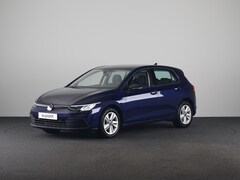 Volkswagen Golf - 1.0 eTSI Life 110 PK | Automaat (DSG) | Camera | Parkeersensoren | Stoelverwarming