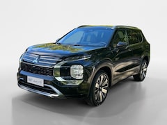 Mitsubishi Outlander - 2.4 PHEV Instyle+ | 7000 EURO KORTING | NU DIRECT LEVEBAAR | 8 JAAR GARANTIE |