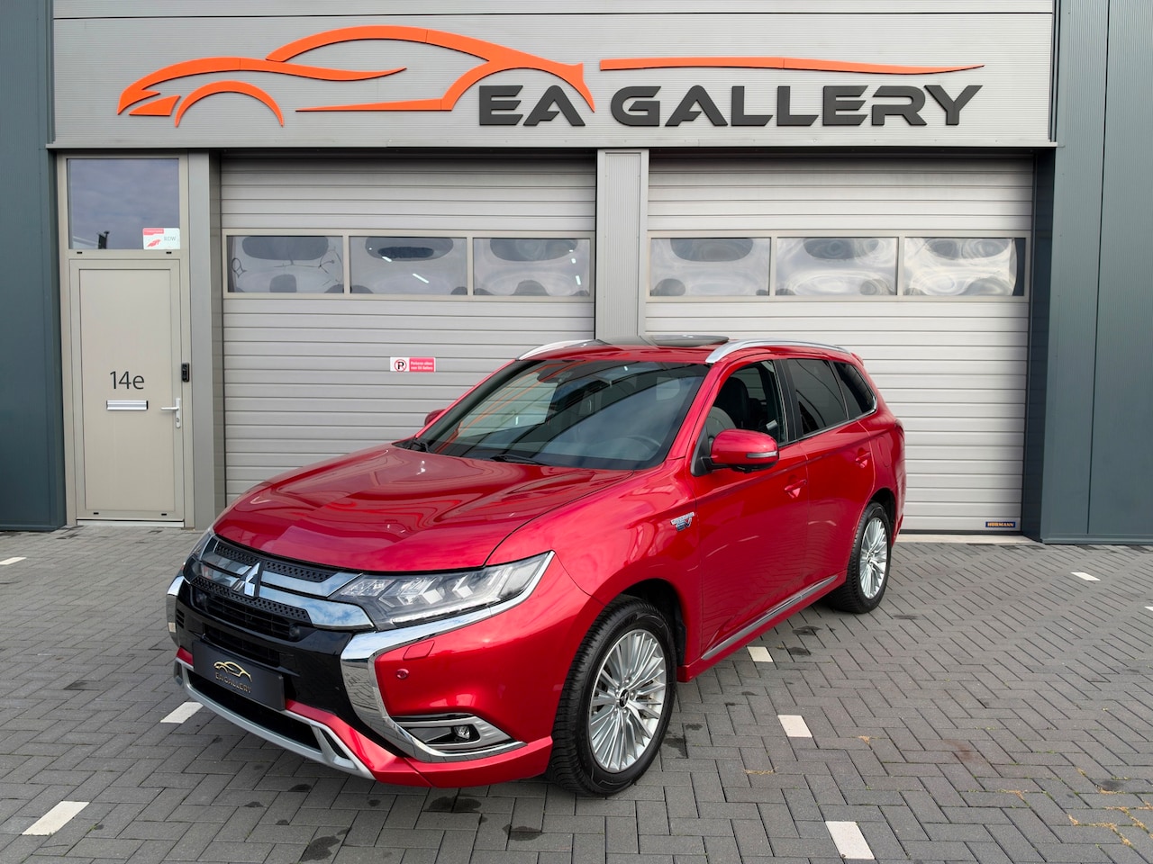Mitsubishi Outlander - 2.4 PHEV S-Edition BOMVOL - AutoWereld.nl