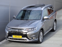 Mitsubishi Outlander - PHEV 2.4 INSTYLE 4WD | PLUG IN HYBRID | SoH 73% | V2H | FULL OPTIONS | SCHUIFDAK | ADAPTIE