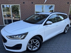 Ford Focus Wagon - 1.0 EBH Connected TREKHAAK / CARPLAY / ANDROID / NAVIGATIE / CLIMA / CRUISE