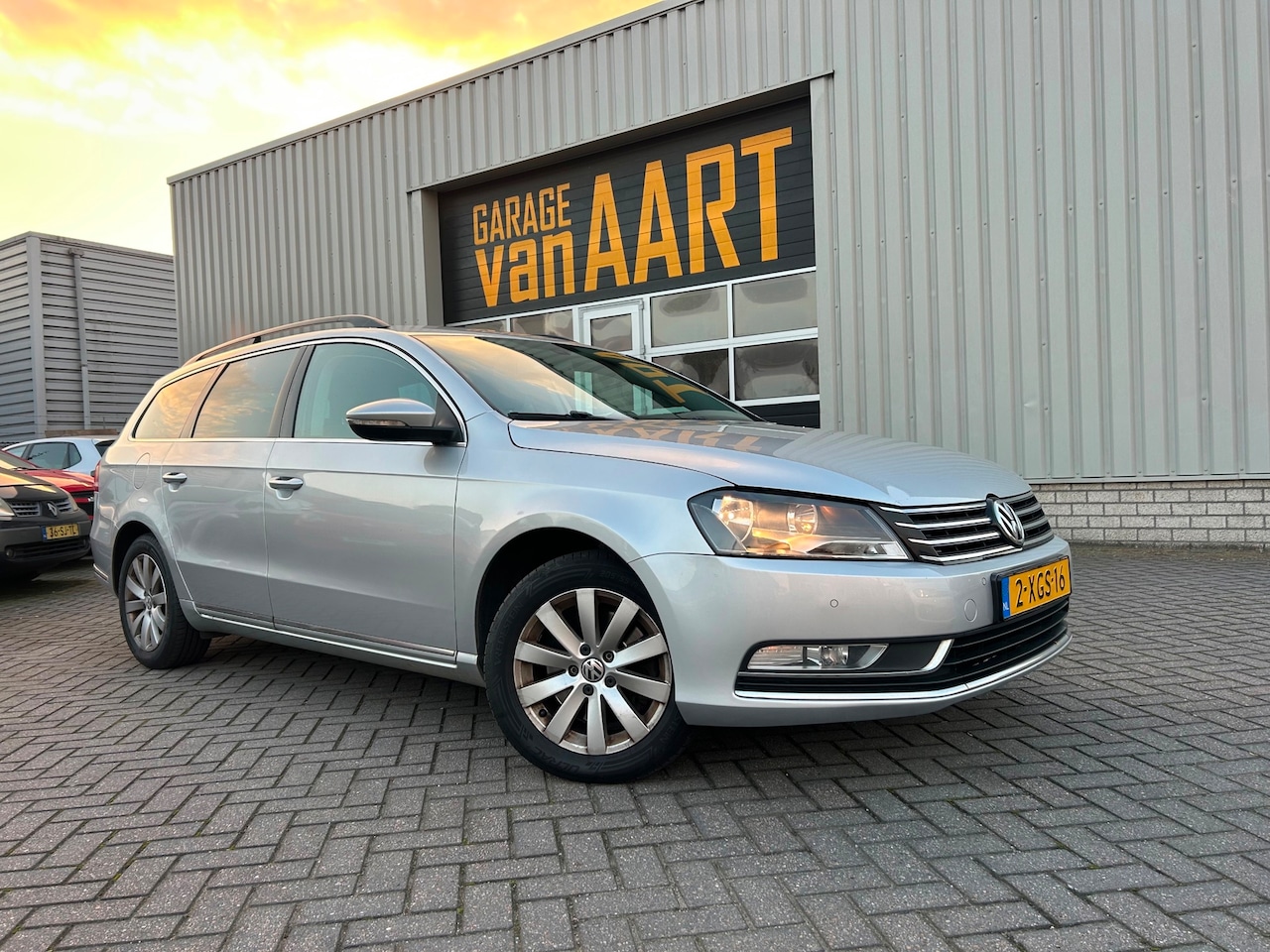 Volkswagen Passat Variant - 1.4 TSI Highline BlueMotion | NAVI | CRUISE | STOEL VERW | - AutoWereld.nl
