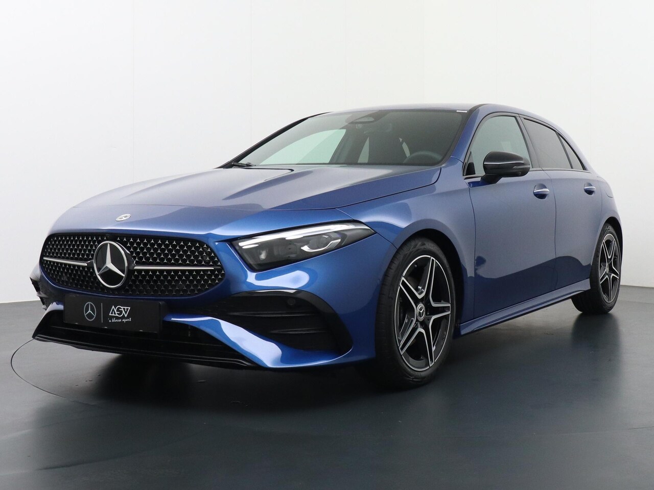 Mercedes-Benz A-klasse - 180 AMG Star Edition | 360° Camera | Apple Carplay & Android Auto | Distronic Cruise Contr - AutoWereld.nl