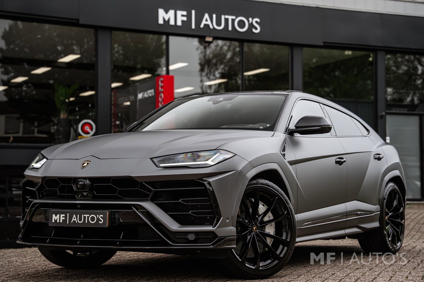 Lamborghini Urus - 4.0 V8 1016 industries|Pano|Keramisch|B&O|HUD|Massage|23"|BTW - AutoWereld.nl