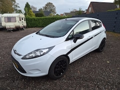 Ford Fiesta - 1.25 Limited Black & White 121DKM N.a.p