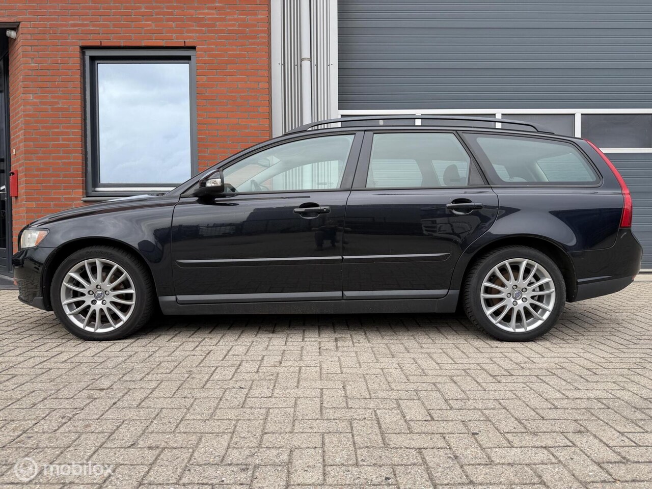 Volvo V50 - 1.6 Sport - 17inch - 2010 - AutoWereld.nl