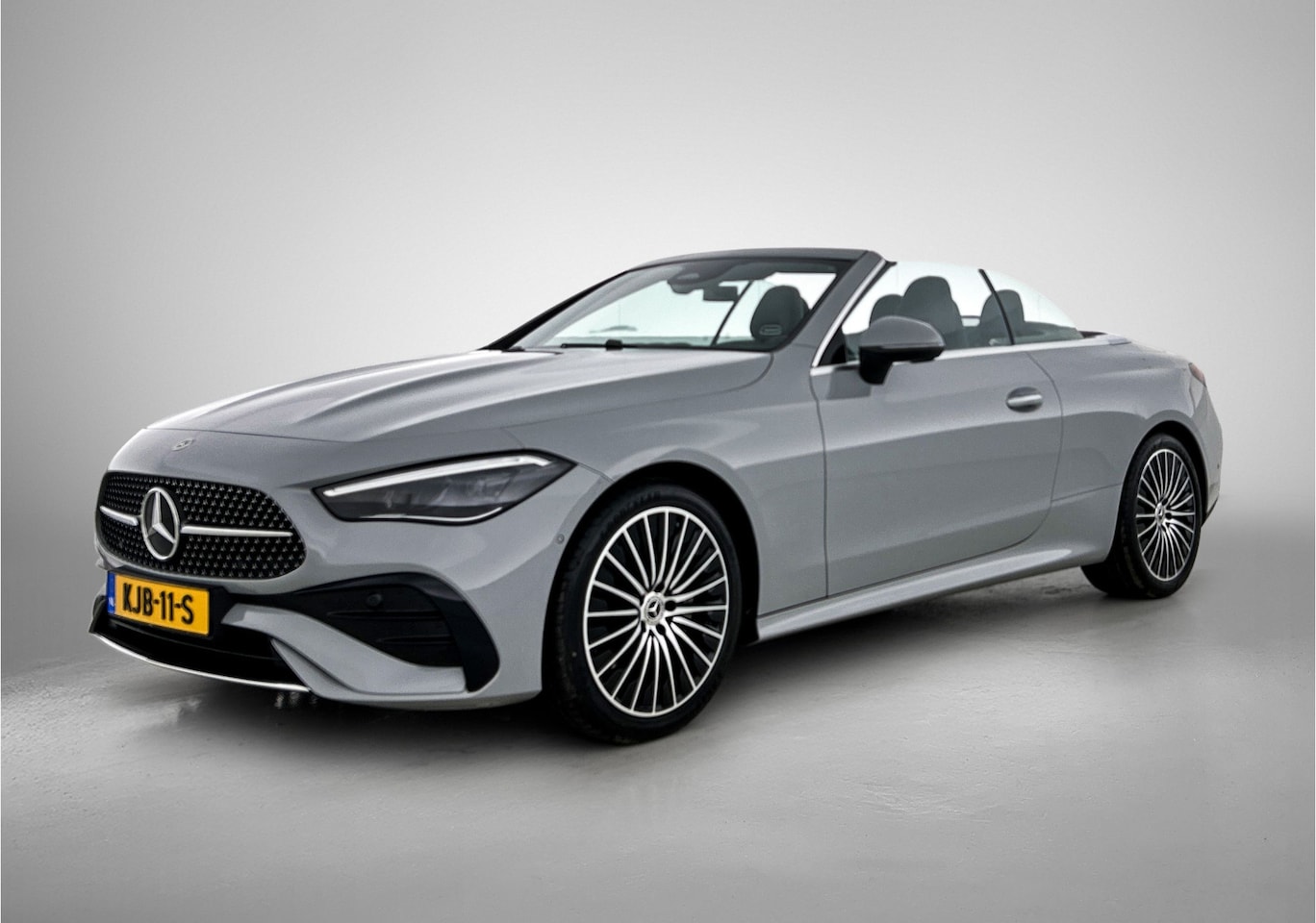 Mercedes-Benz CLE Cabriolet - 180 AMG Line AMG Line | Ledkoplampen | Memory pakket voorstoelen | (19 inch) multispaaks l - AutoWereld.nl