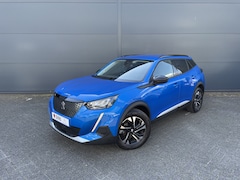 Peugeot 2008 - 100pk Allure Pack (Camera - Automatische Airco - i-cockpit - Navigatie - 17" - Apple Carpl