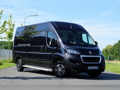 Peugeot Boxer - 2.2 BlueHDi 165 L3H2 3.5t in nieuwstaat |Trekhaak |Camera |Cruise |Navi |Metallic |Climate