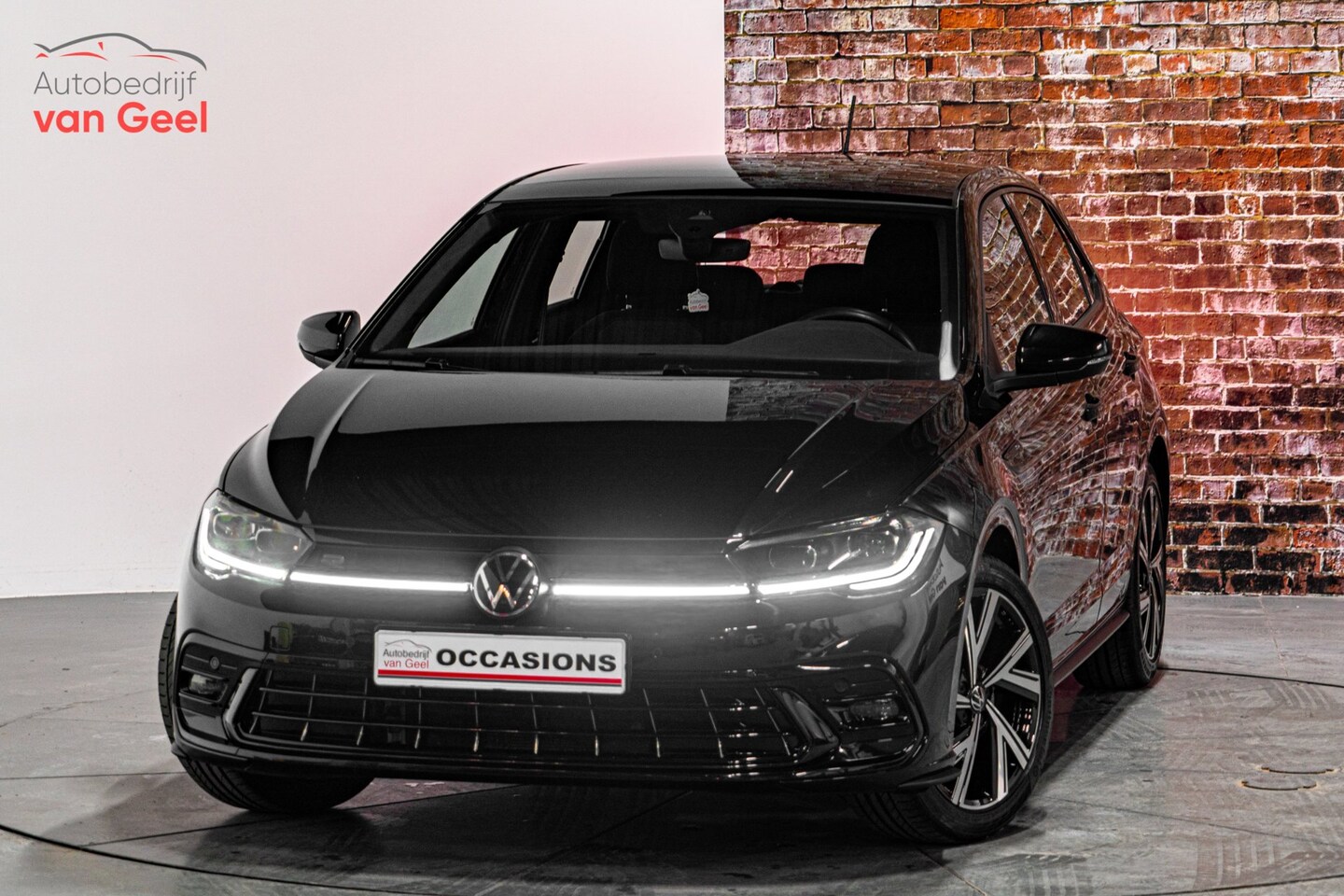 Volkswagen Polo - 1.0 TSI R-Line | Panoramadak | Adaptive Cruise Control | Matrix/IQ Light | Apple Carplay - AutoWereld.nl