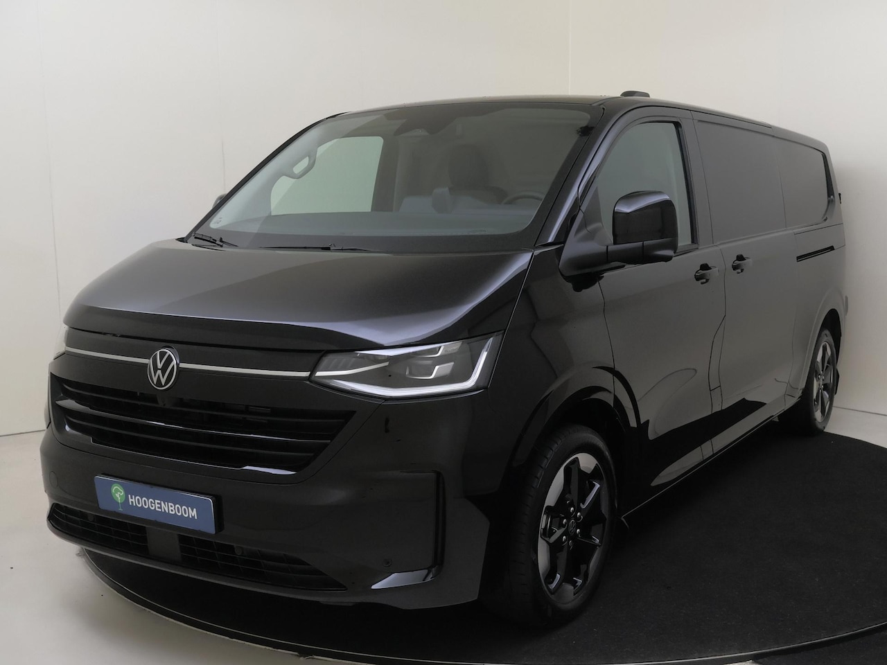 Volkswagen Transporter - Bedrijfswagens L2 Bulli 2.5 eHybrid 171 kW (233 pk) CVT aut. | Binnenspiegel digitaal disp - AutoWereld.nl