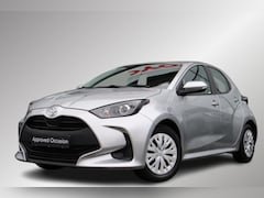 Toyota Yaris - 1.5 VVT-i Active, Apple carplay, Android auto 4 nieuwe Allseason banden